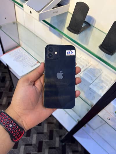 Apple iPhone 12