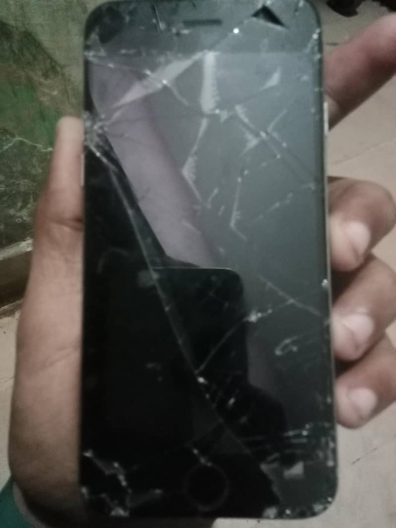 Apple iPhone 6S 6