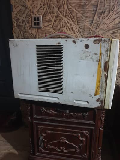 window AC
