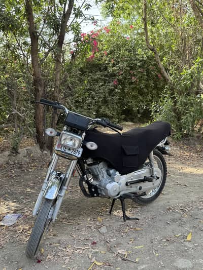 Honda CG 125 2025