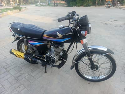 Honda 125 2005 model  0310-0049640 WhatsApp location lalamusa