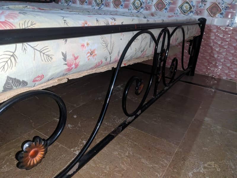 sell bed 2