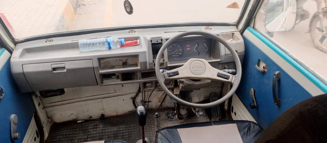 Suzuki bolan 0