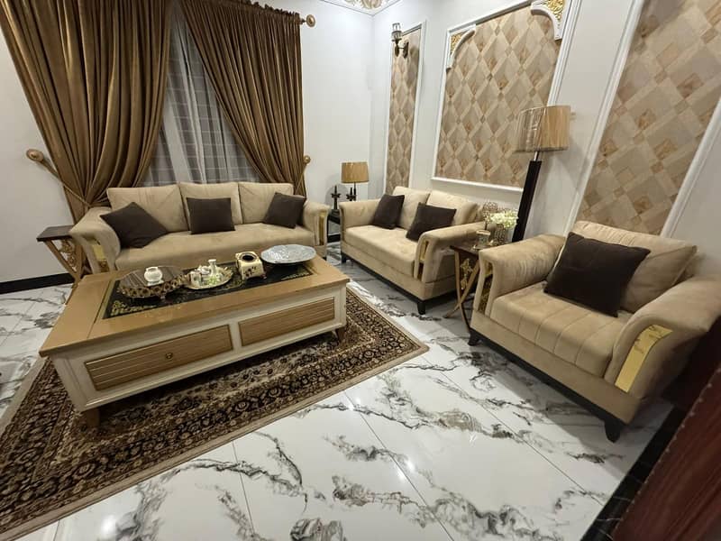 3+2+1 sofa set like new 2