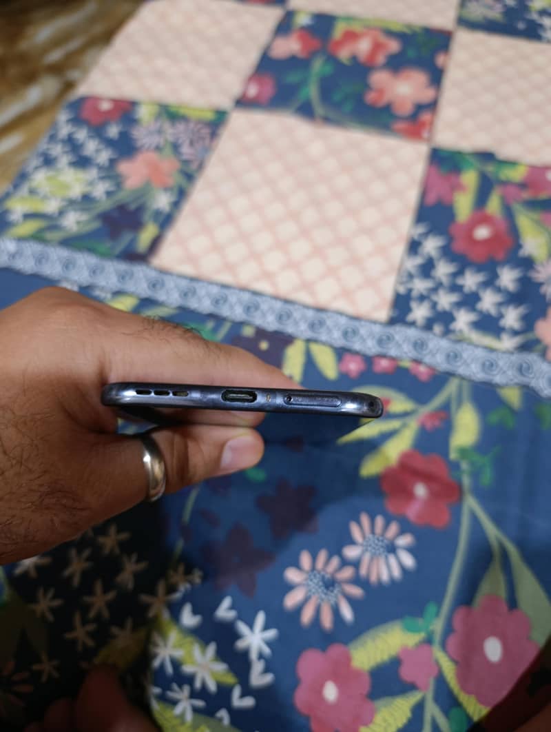 tecno spark 40 pro plus 5