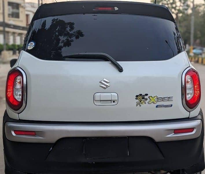 Suzuki XBee 7