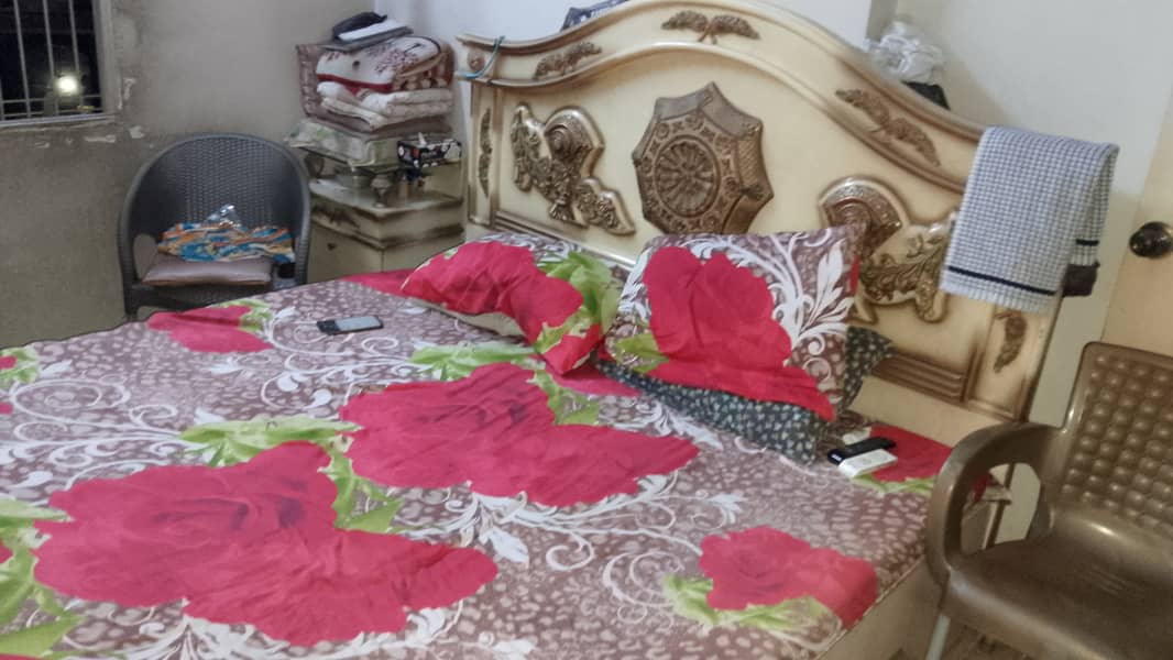6/6.5 BED  divider  dressing and two side boxes 2