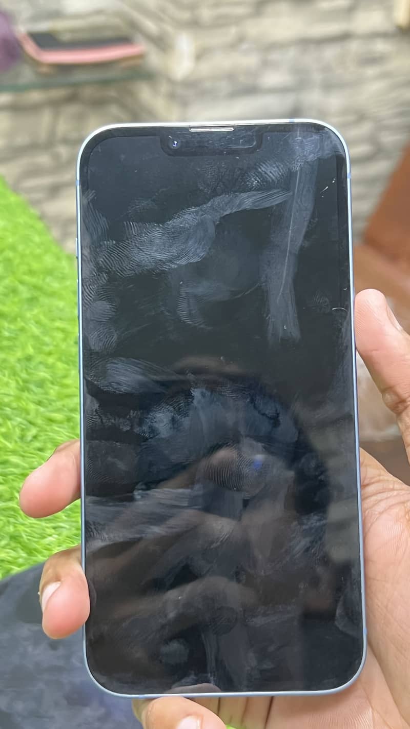 Apple iPhone 14 3