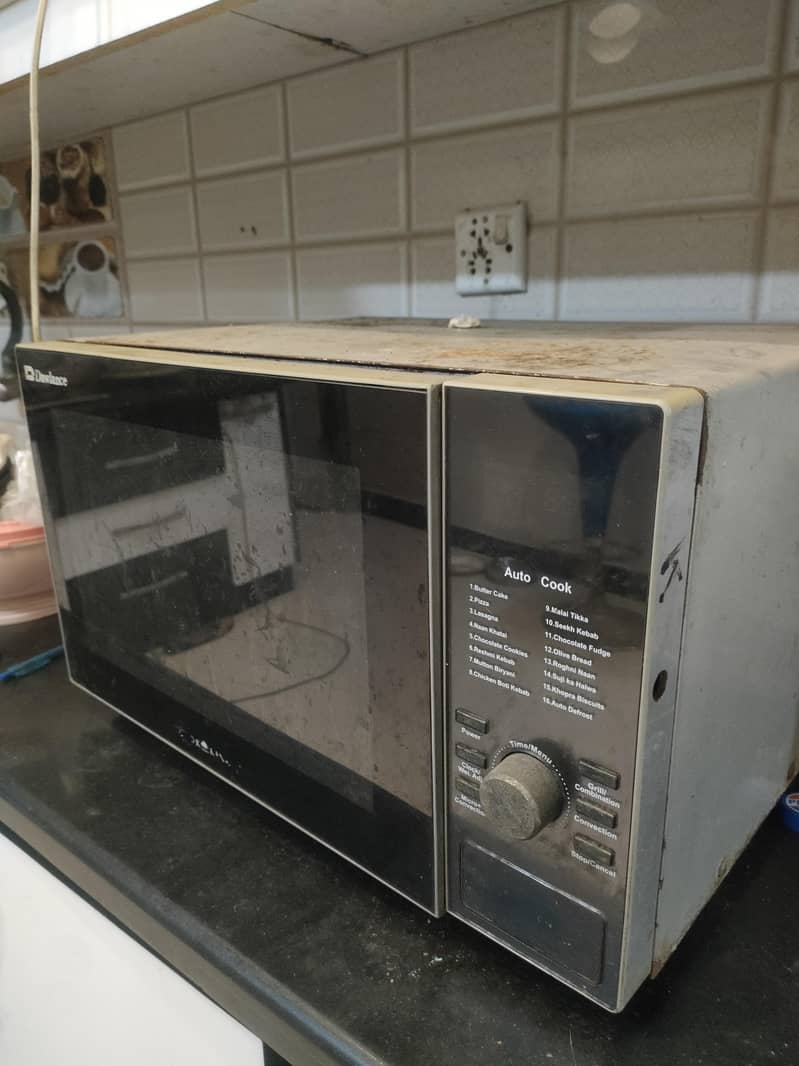Dawlance microwave 1