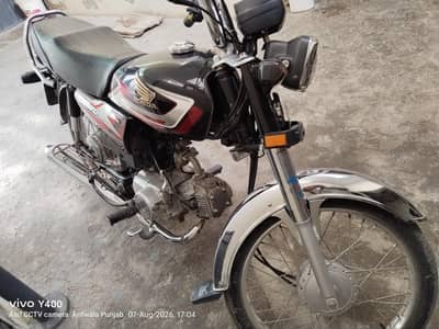 24/25 model all ok 10 by 10 condition all documents okay