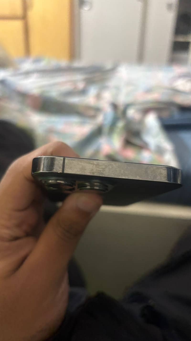 Apple iPhone 13 Pro 3
