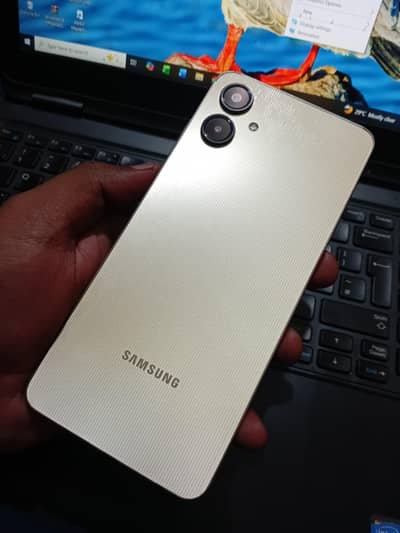 Samsung Mobile A06