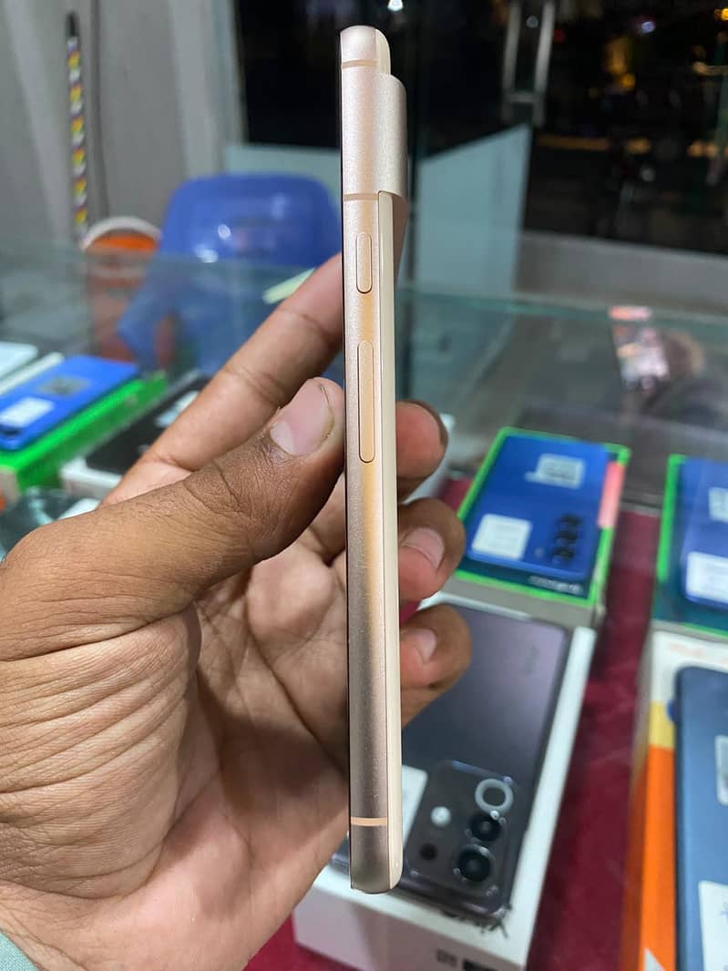 Google Pixel 8 1