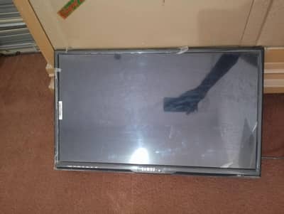 24 inch LED