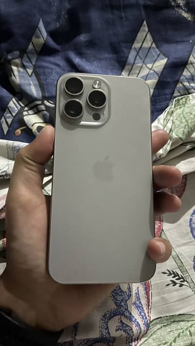 Apple iPhone 15 Pro Max