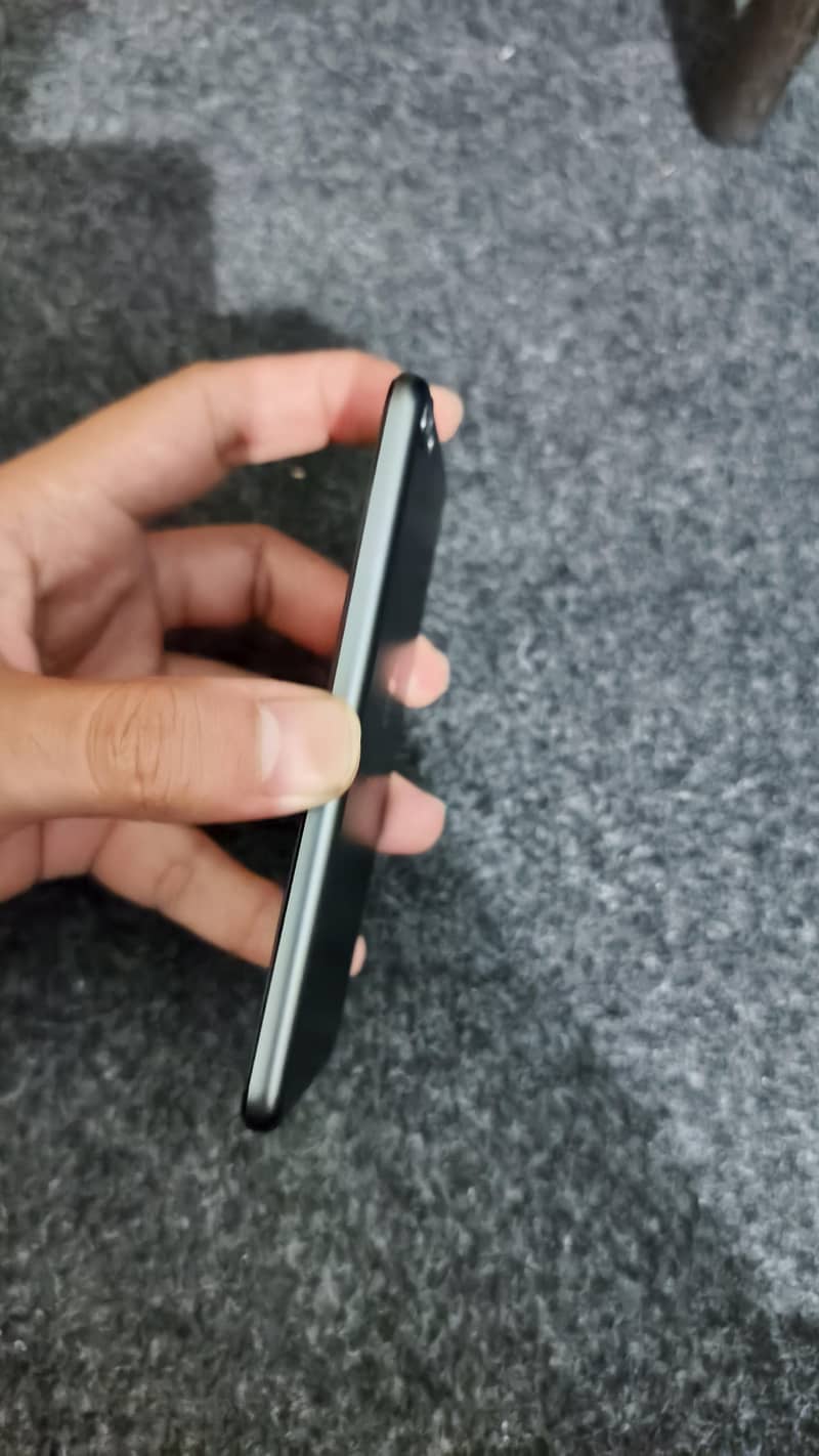 iPod Touch 6th generation 10/10 3
