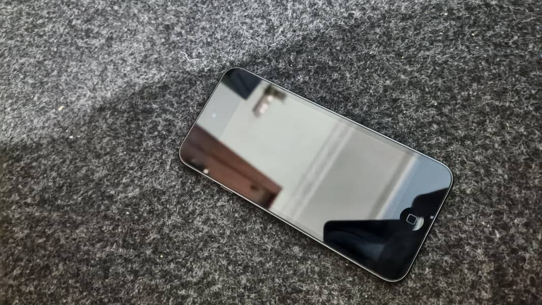 iPod Touch 6th generation 10/10 4