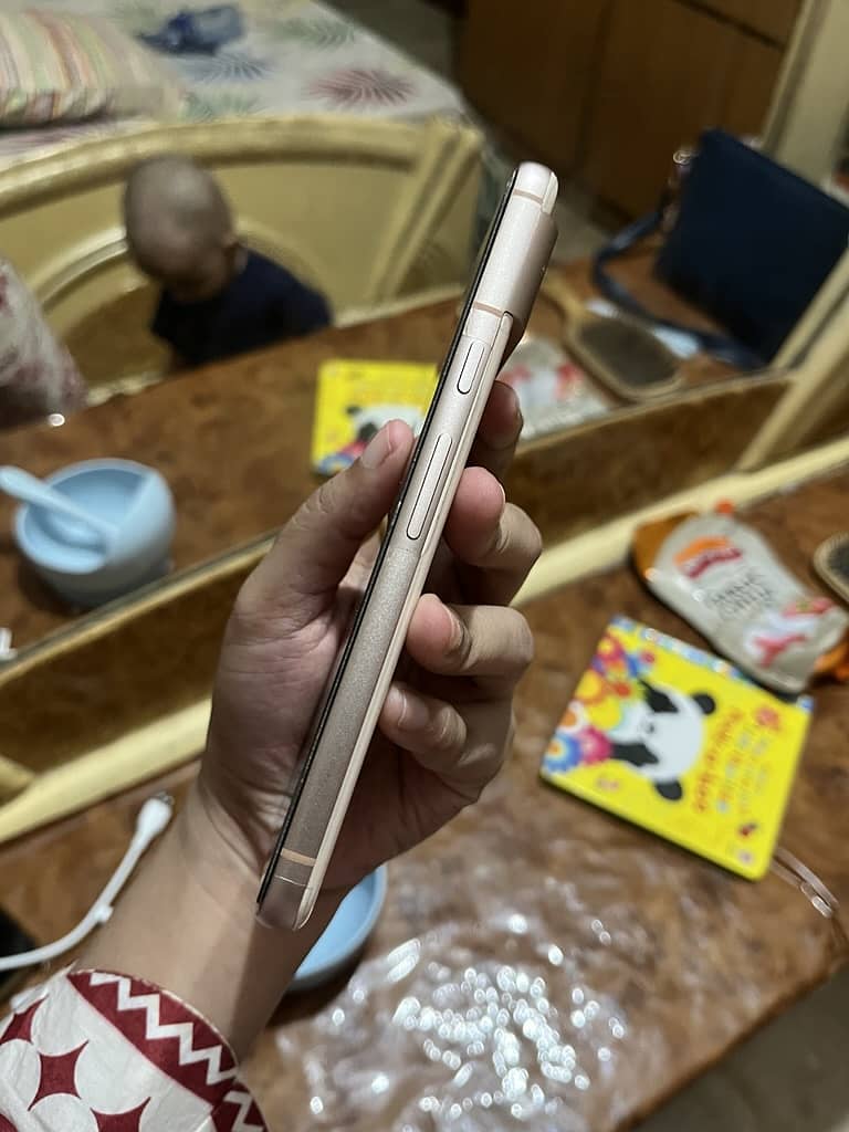 Google Pixel 8 5