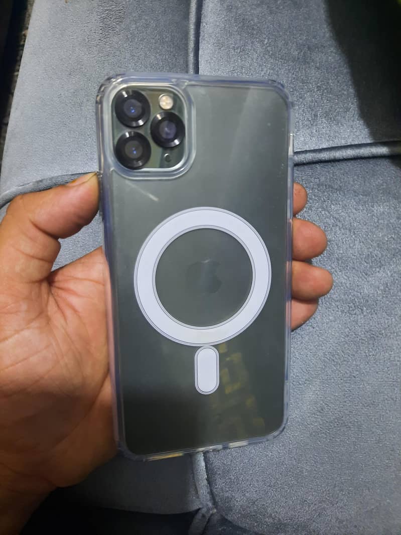 Apple iPhone 11 Pro Max 3