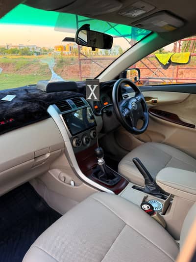 Toyota Corolla Altis 2012