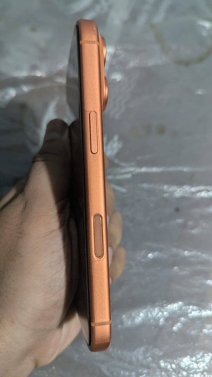 Apple iPhone 17 Pro read full add pics ma nr b ha 0