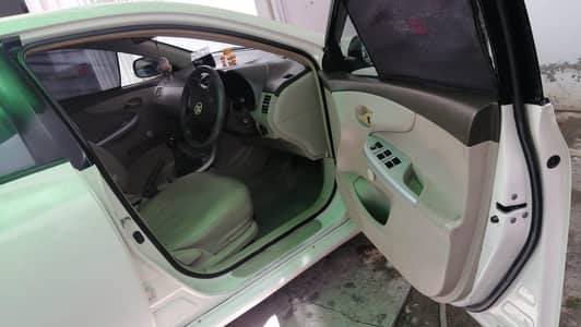 Toyota Corolla GLI 2011
