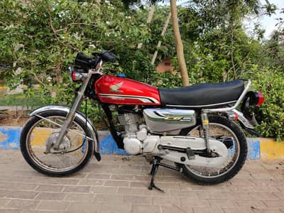 HONDA CG 125 special edition 5 gear contact 03/32/73/25/98/9