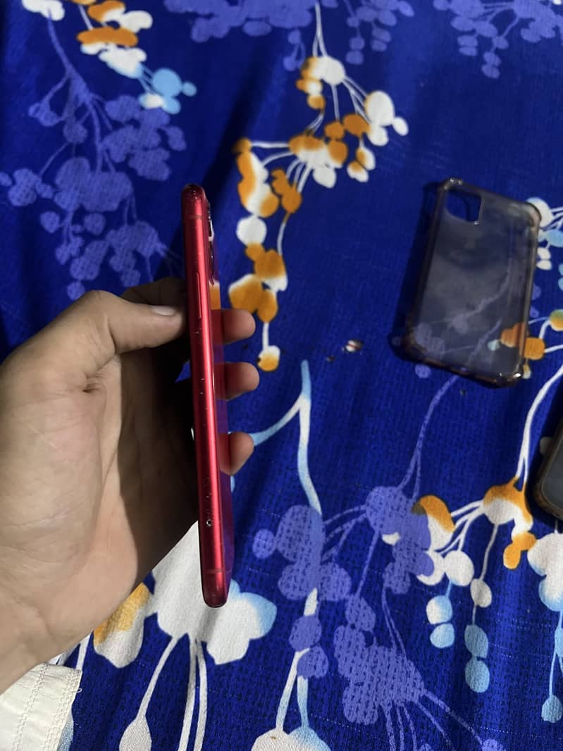 Apple iPhone 11 6
