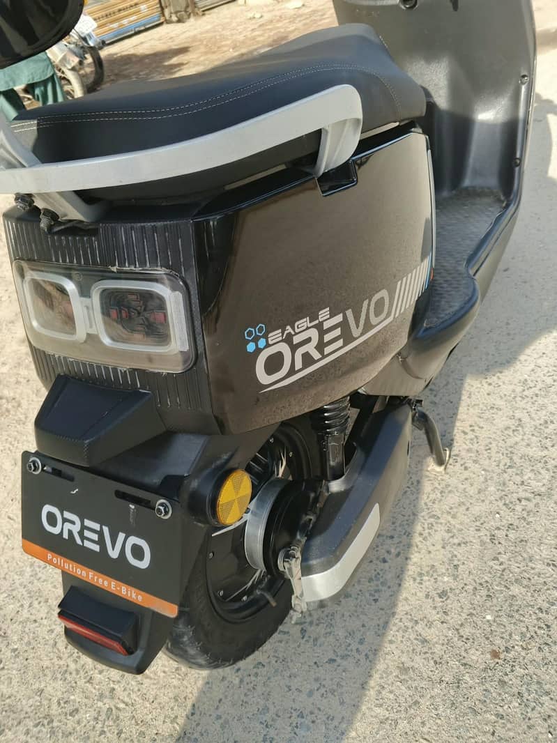 electric scooty 4