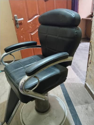 Saloon Chairs
