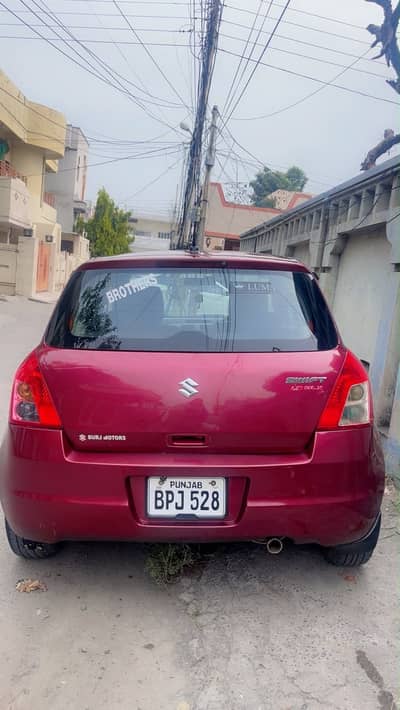 Suzuki Swift dlx 2016