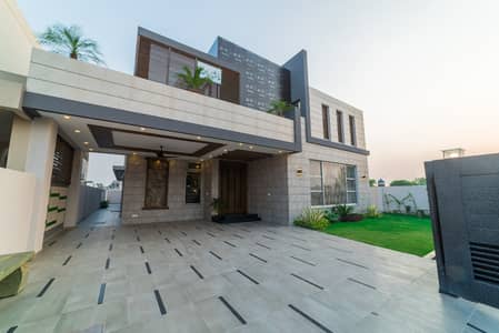 1 Kanal Beautifully Designed House With 100% Original Pictures   Available For Rent In DHA Lahore