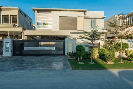 1 Kanal Beautifully Designed House With 100% Original Pictures   Available For Rent In DHA Lahore