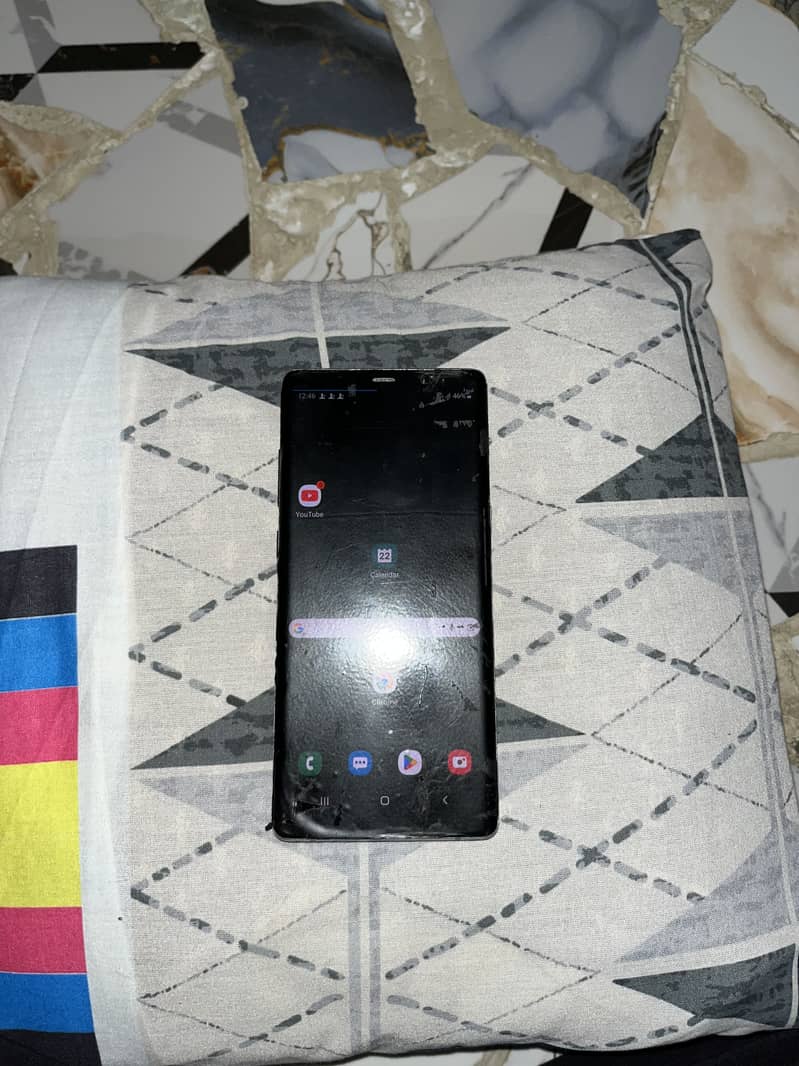 Samsung Mobile Note 8 1