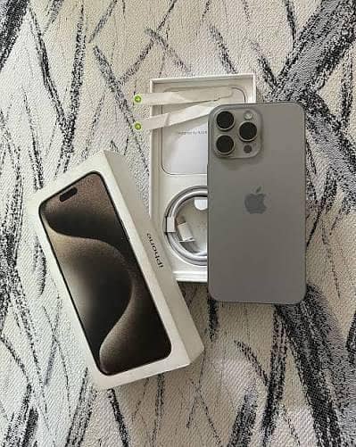 Iphone 15 pro max mobile phone complete box
