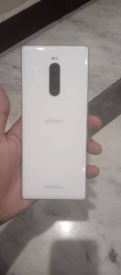 1. *Sony Xperia 1 802SO 6GB 64GB 4K.    Urgent sell