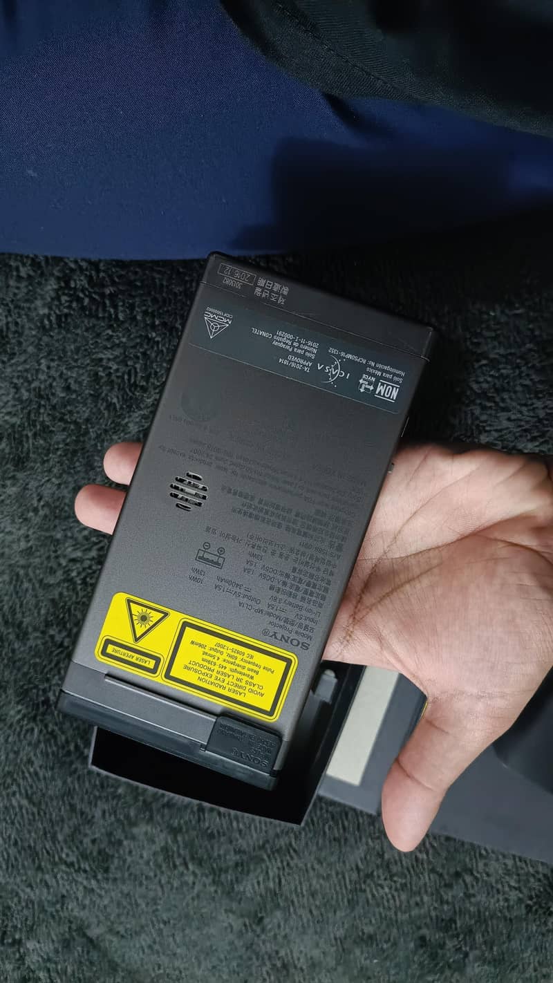 Sony mobile projector 4