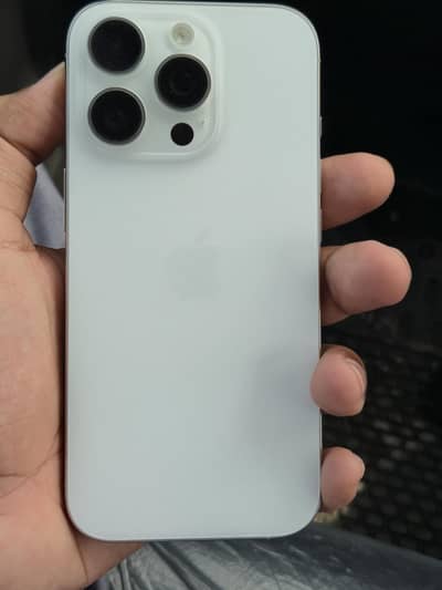 Apple iPhone 16 Pro
