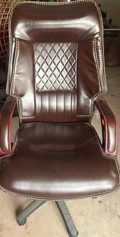 Executive Office Chair