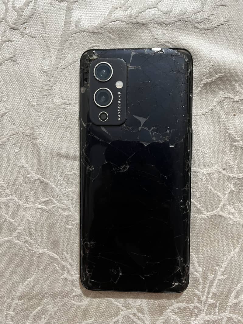 One Plus 9 Pro 5