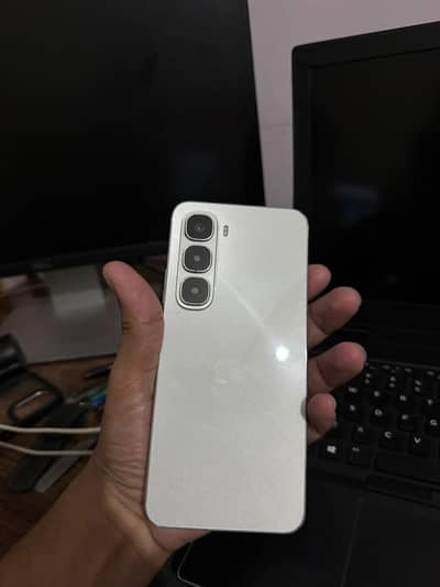 Infinix Hot 60i 6/128