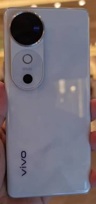 Vivo v40