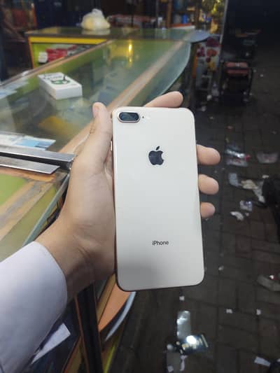 Apple iPhone 8 Plus