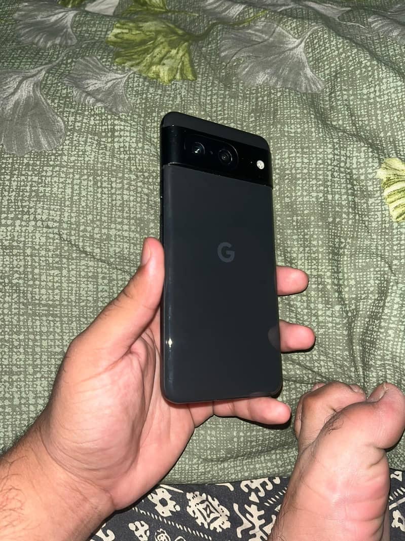 Google Pixel 8 1