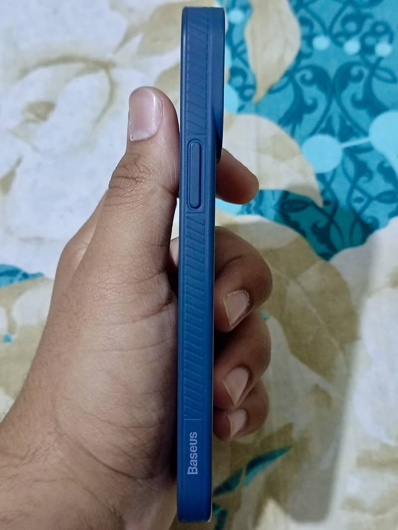 Apple iPhone 12 9