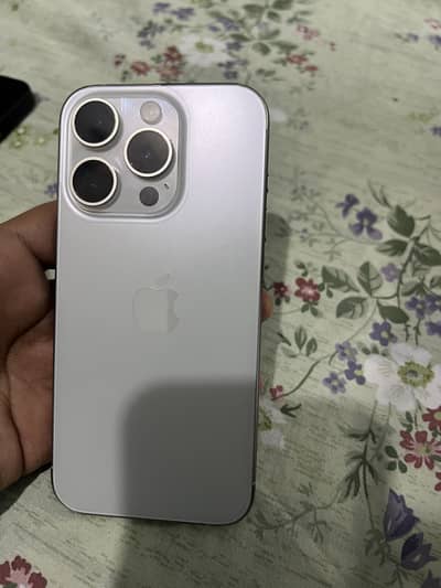 Apple iPhone 15 Pro