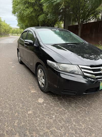 Honda City IVTEC 2015 manual 1.3 Lahore Registered