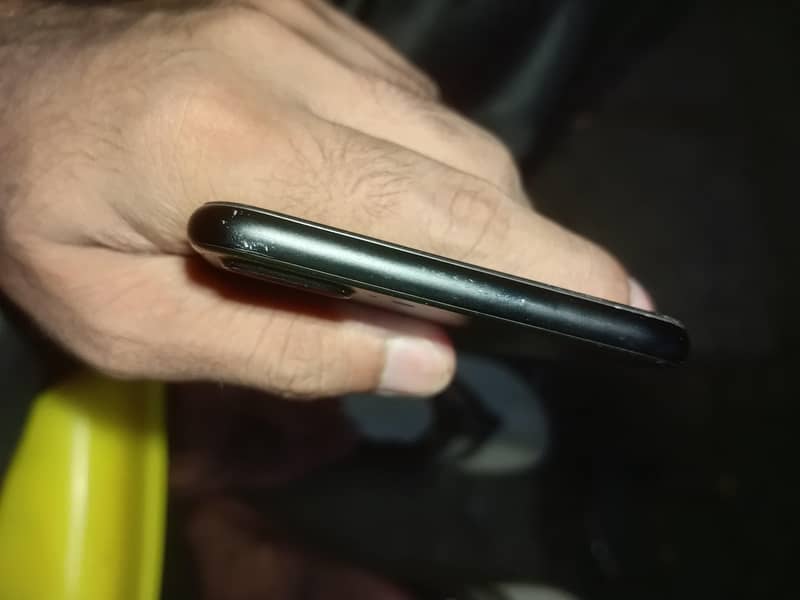 Apple iPhone 7 Plus 0