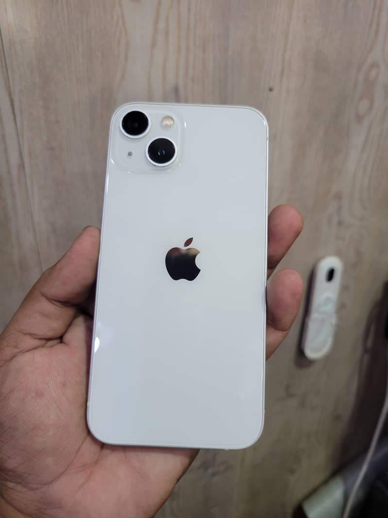 Apple iPhone 13 1