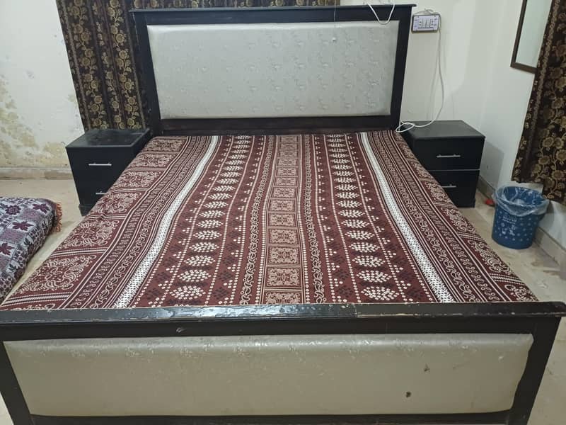King Size Bed 2